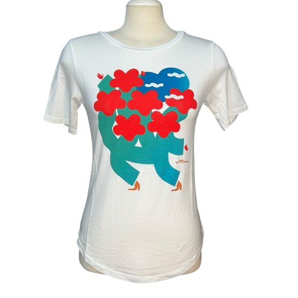 Universal Standard Curved Hem Crewneck Graphic Baby Tshirt Sz 4XS (XS) - Picture 1 of 7